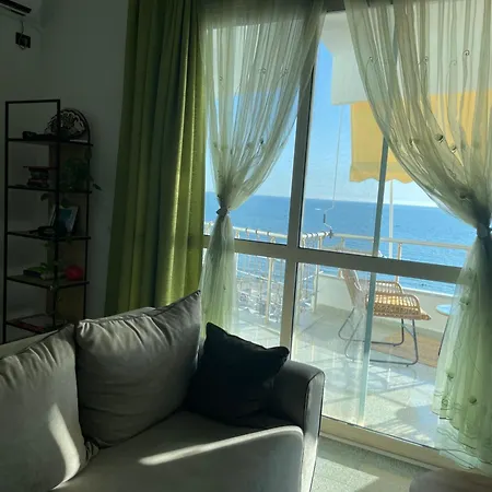 Waves & Views Apartamento