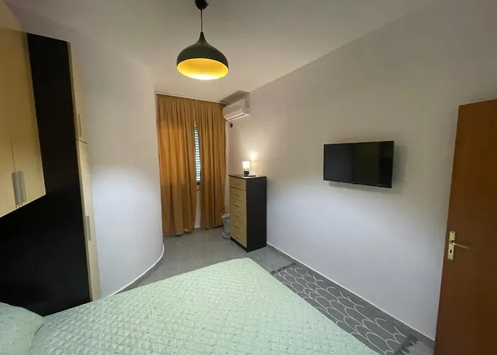 Waves & Views Durrës